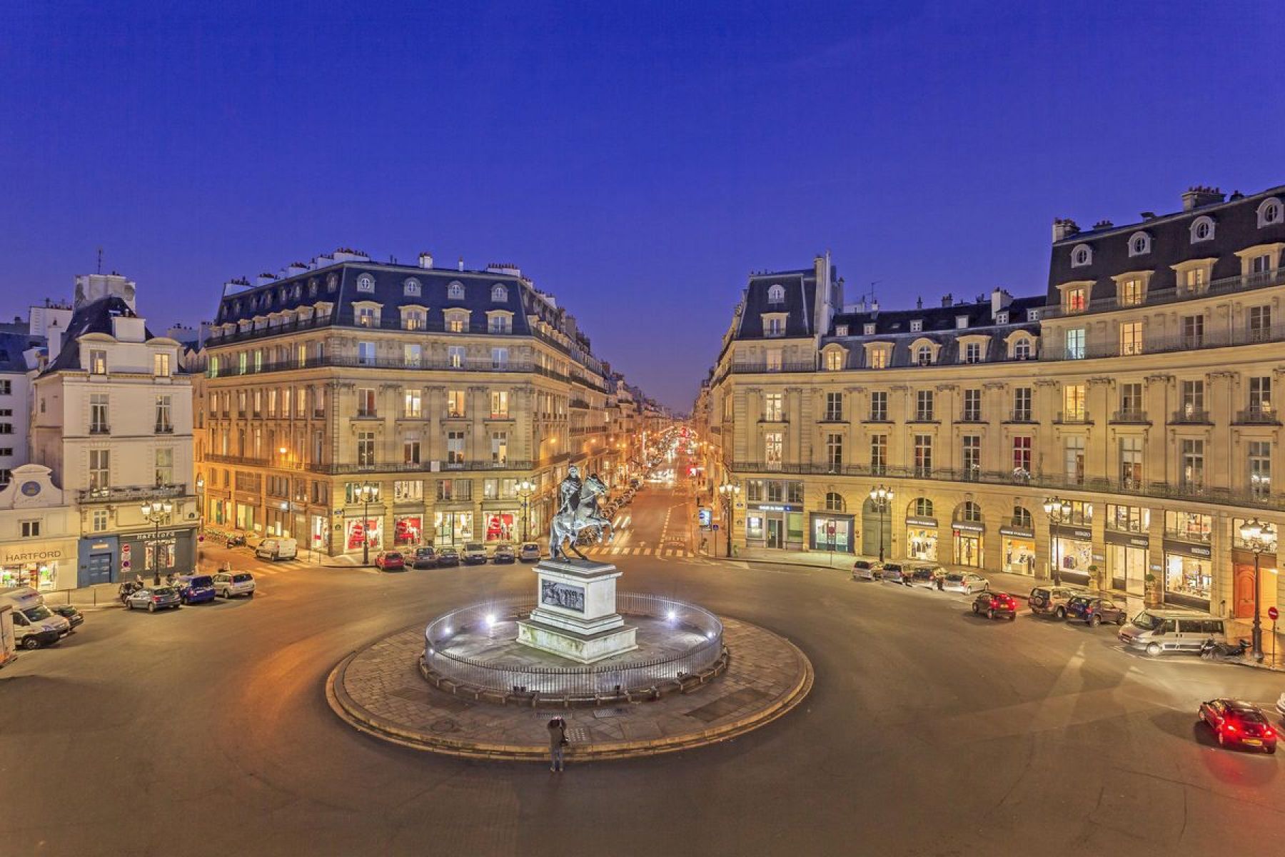 Paris - Place des Victoires