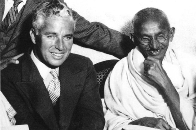 Charlie Chaplin and Gandhi 1936