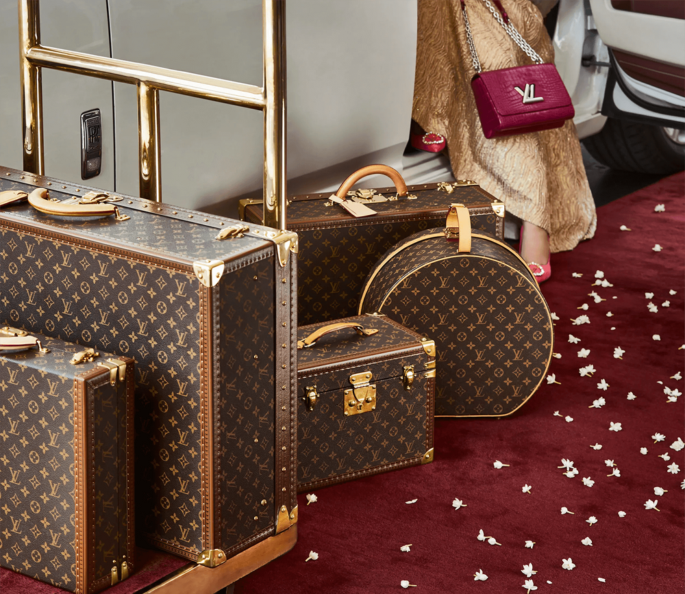 Louis Vuitton Travel Serie Carried By Famous People